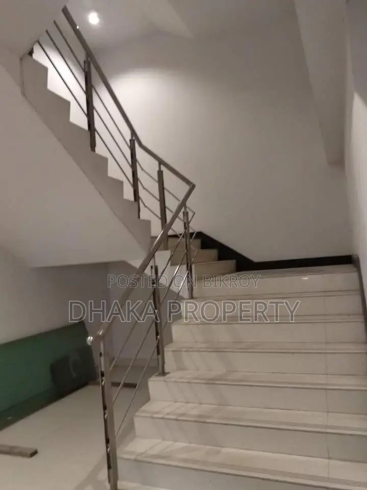 Commercial 3000-Sqft Open Space For Rent@ Gulshan Avenue