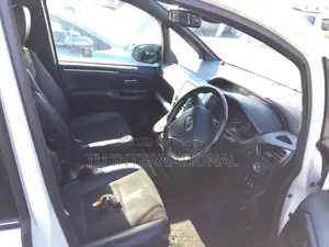 Toyota Esquire GI PREMIUM HYBRID 2020