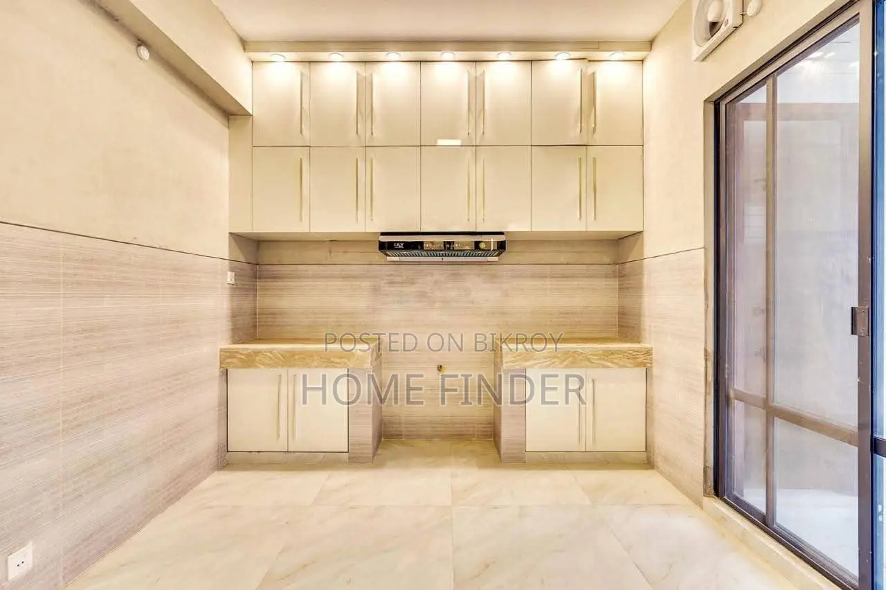 Brand New 4Bed-5060 SQFT Flat Rent In GULSHAN 2