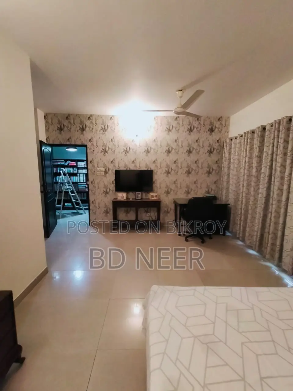 Short Term & Long Furnished 3-Bed Flat Rent in Gulshan-2