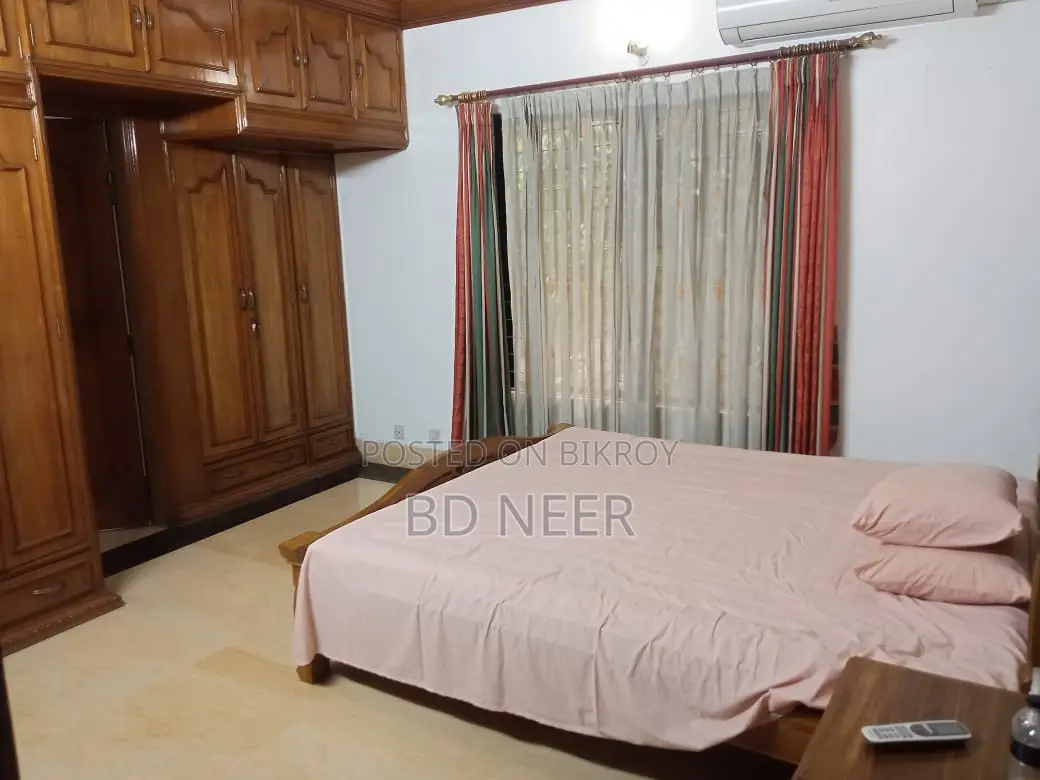 Full Furnish Apt Available in Gulshan