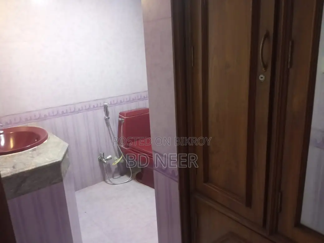 Full Furnish Apt Available in Gulshan