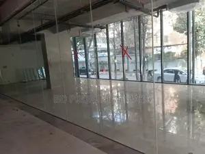 2700 Sqft Open Shop/showroom Ground floor rent