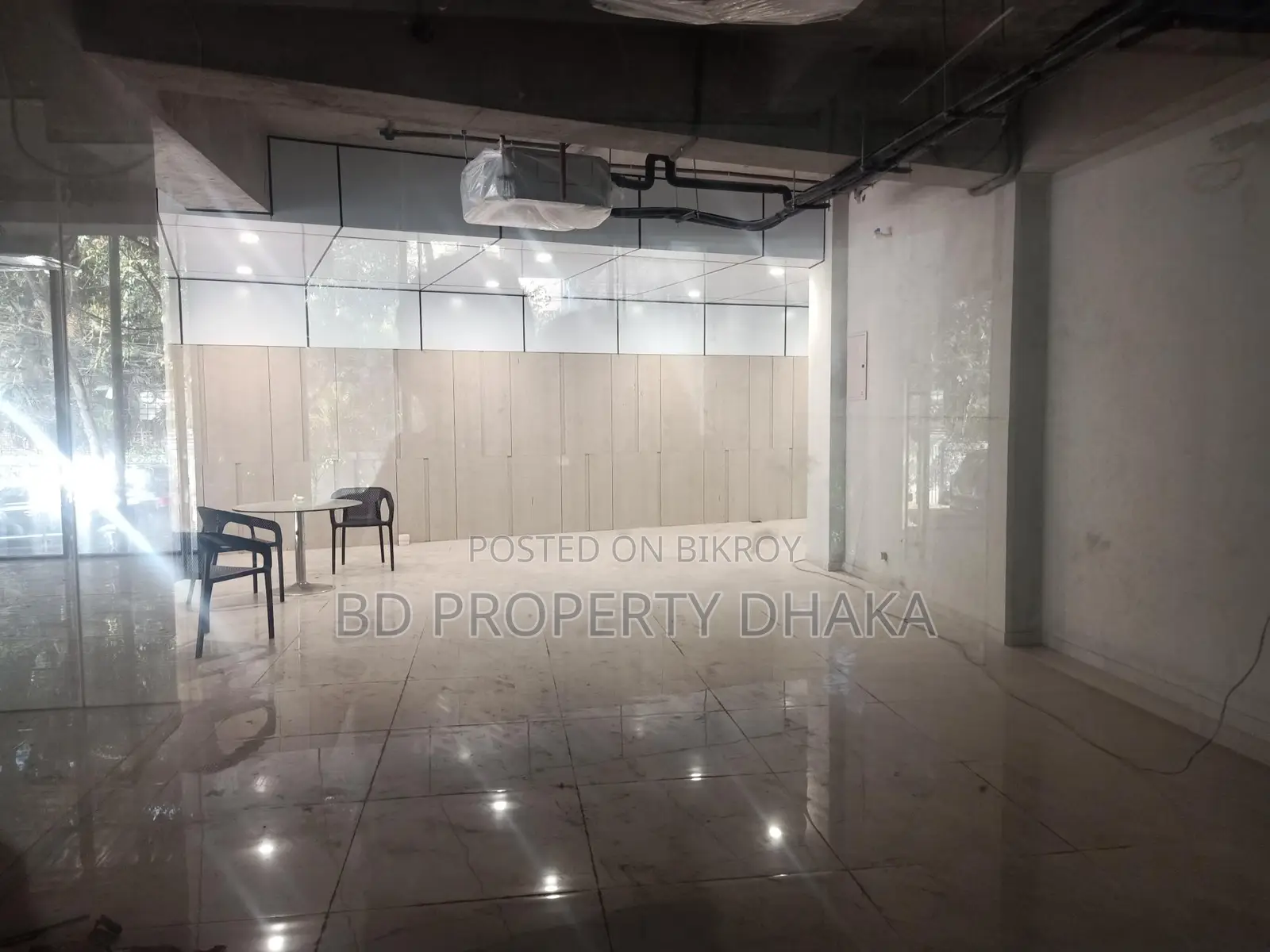 2700 Sqft Open Shop/showroom Ground floor rent