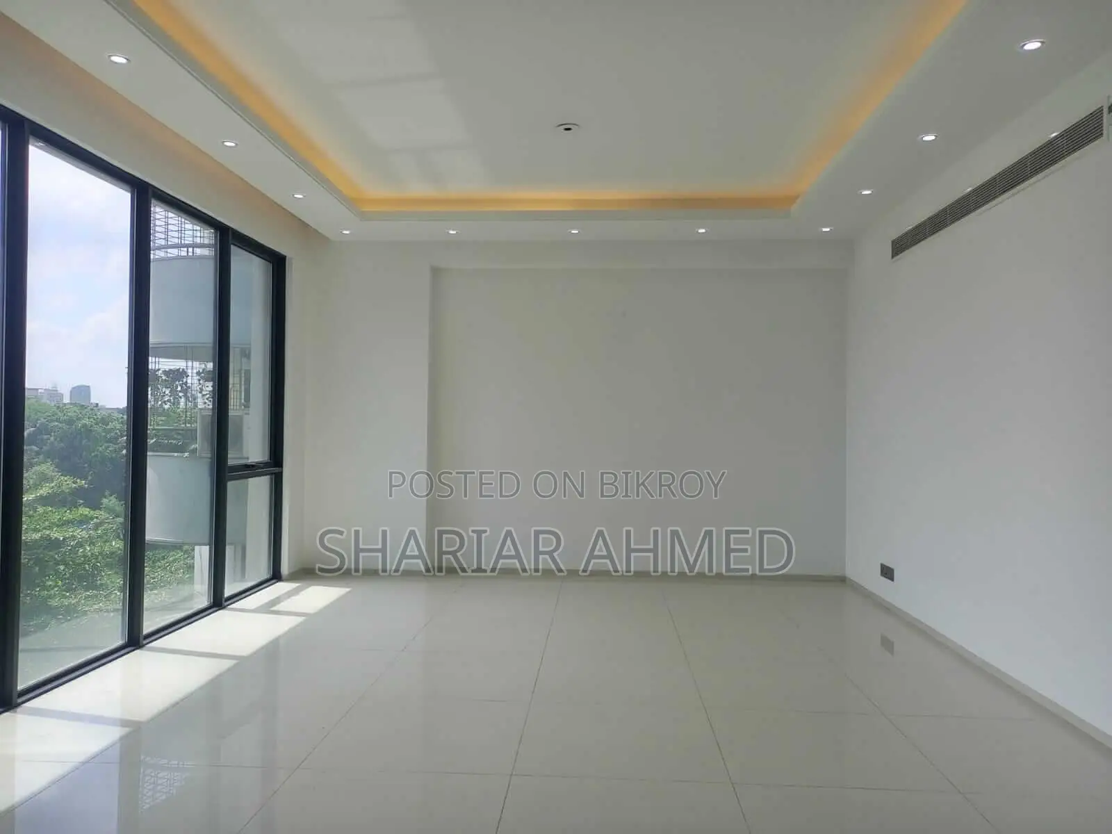 Exclusive (Gym & Pool) Semi-Furnished Ready Flat for Rent in Gulshan