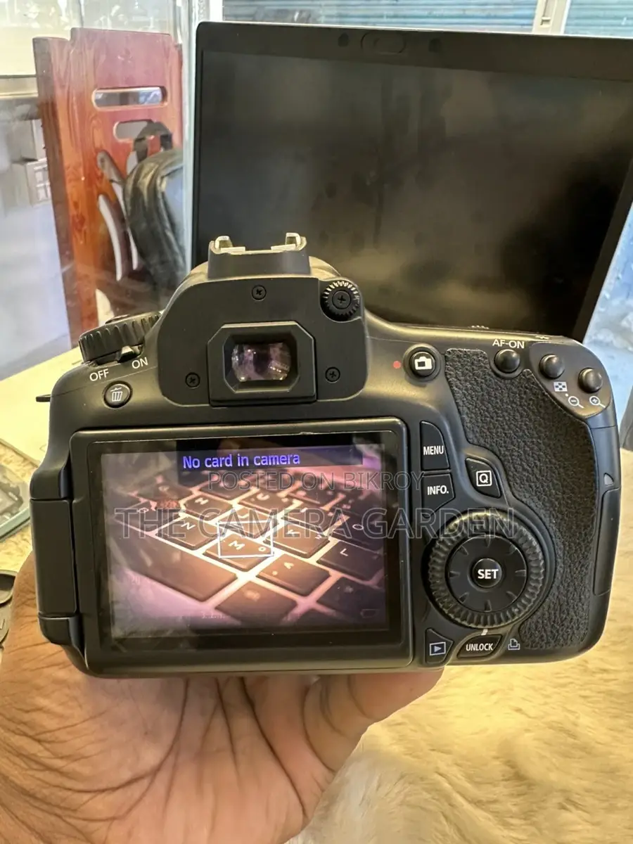 Canon 60D Body with 18-55mm Lens
