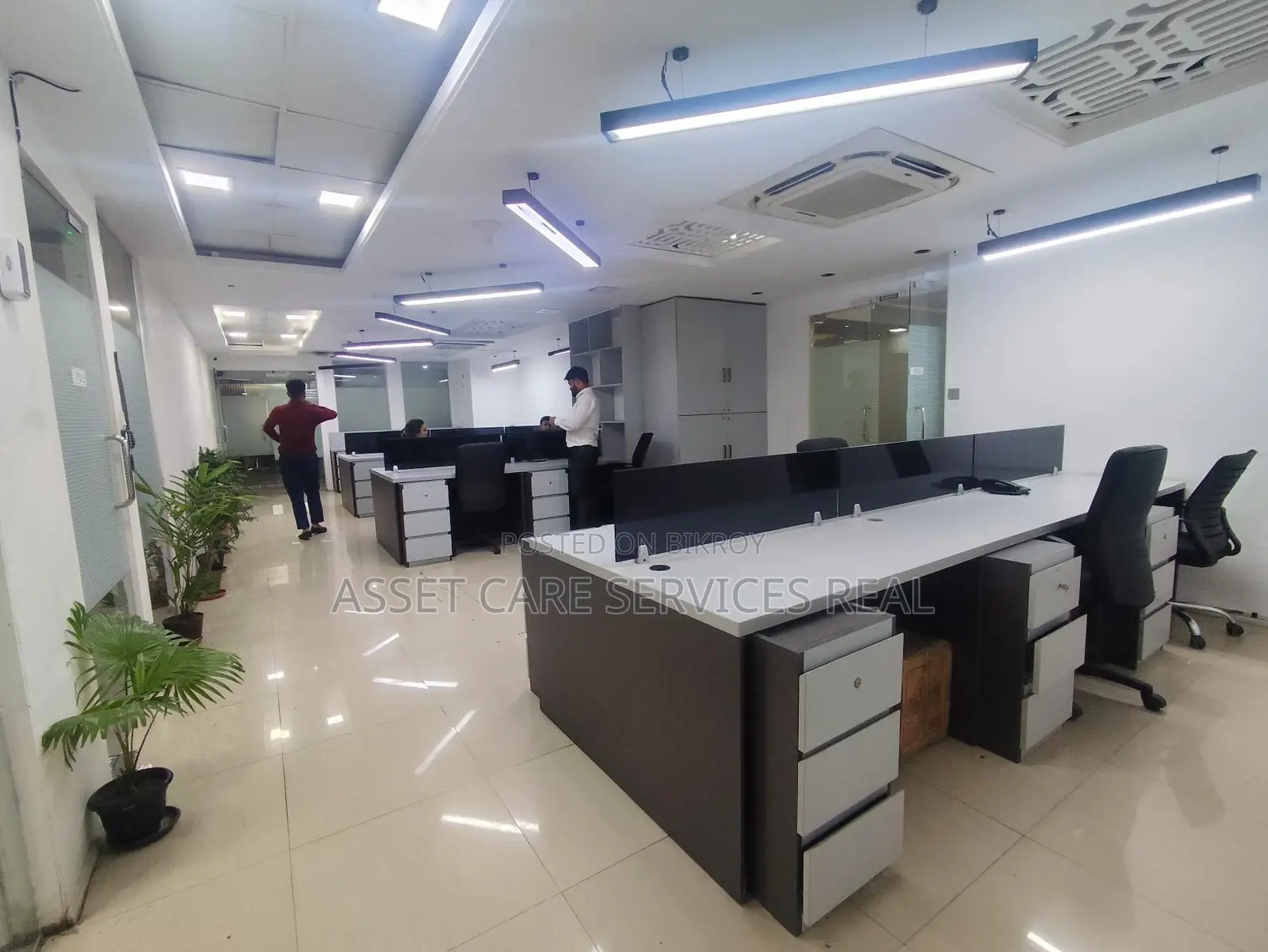 Fully Commercial (3217-Sqft) Furnished Office Space Rent In Banani