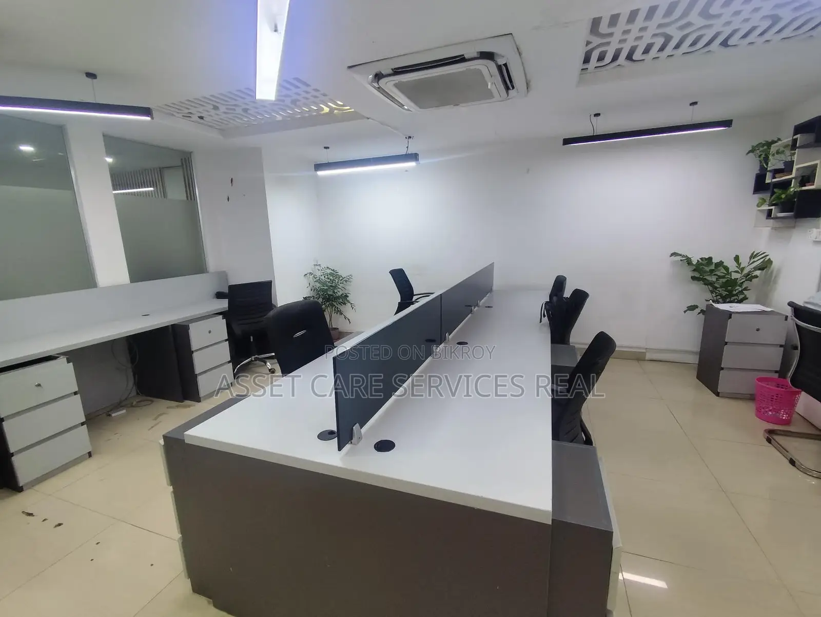 Fully Commercial (3217-Sqft) Furnished Office Space Rent In Banani