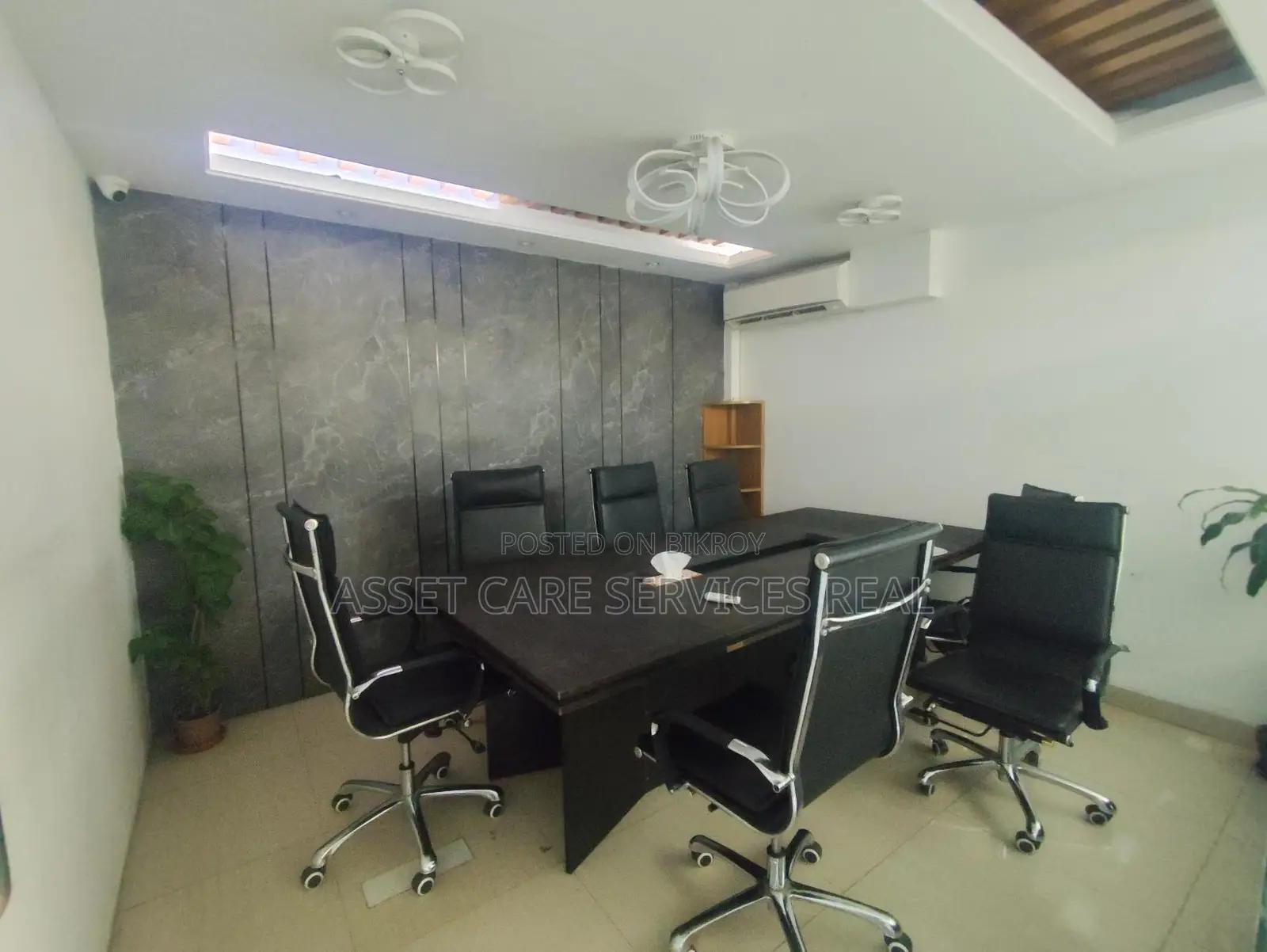 Fully Commercial (3217-Sqft) Furnished Office Space Rent In Banani