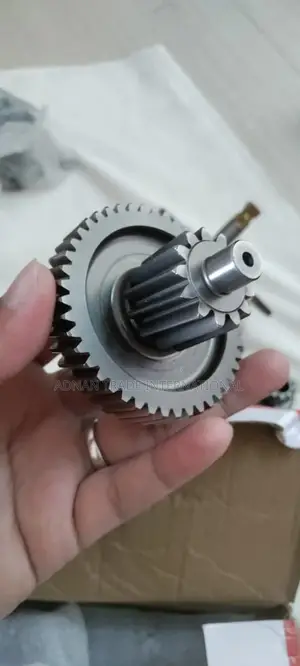 Scooter Transmission Axle Drive Output Sprocket Shaft GearboxOutput