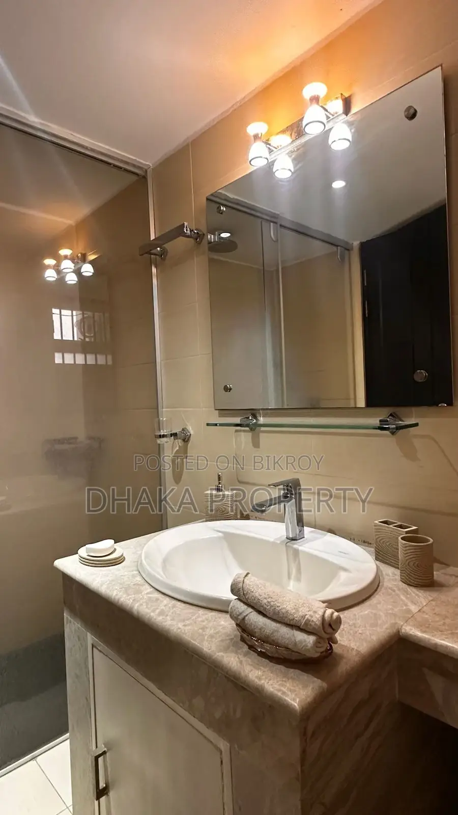 Gorgeous Full-Furnished Apartment Rent in Gulshan
