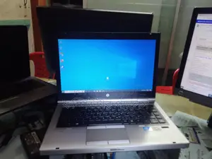 100% Fresh HP laptop i5 2nd gen Ram 6GB 128 ssd good backup