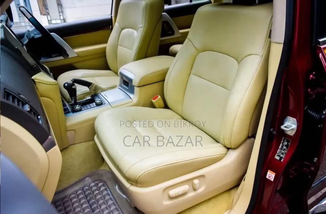 Toyota Land Cruiser V8 VX LIMITED 2017