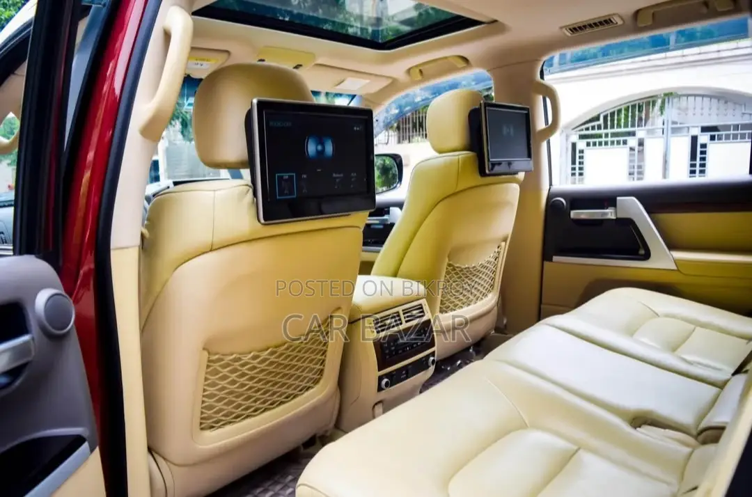 Toyota Land Cruiser V8 VX LIMITED 2017