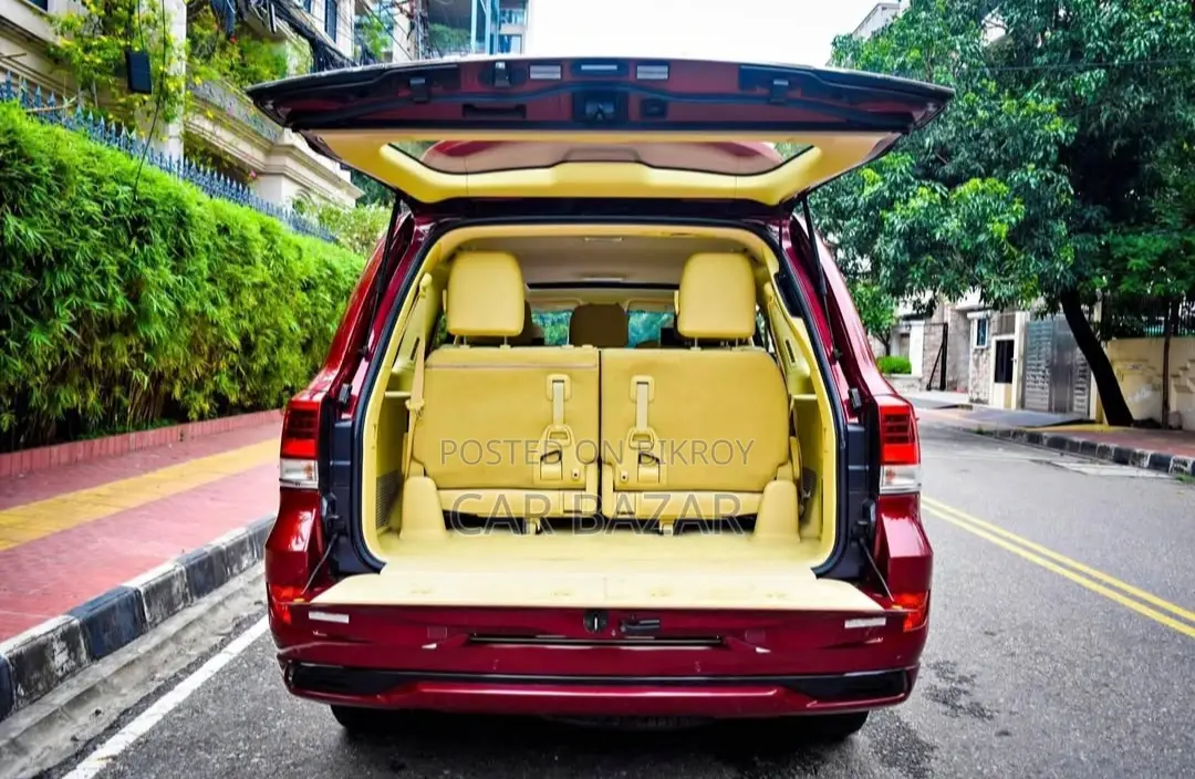 Toyota Land Cruiser V8 VX LIMITED 2017