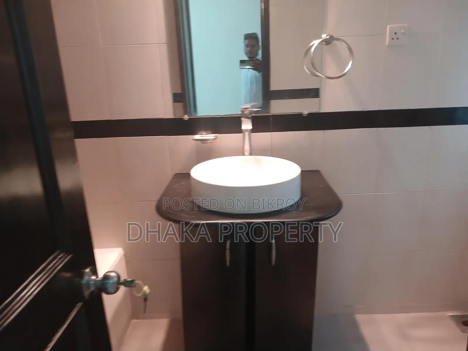 Independent House Rent At Baridhara Diplomatic Zone