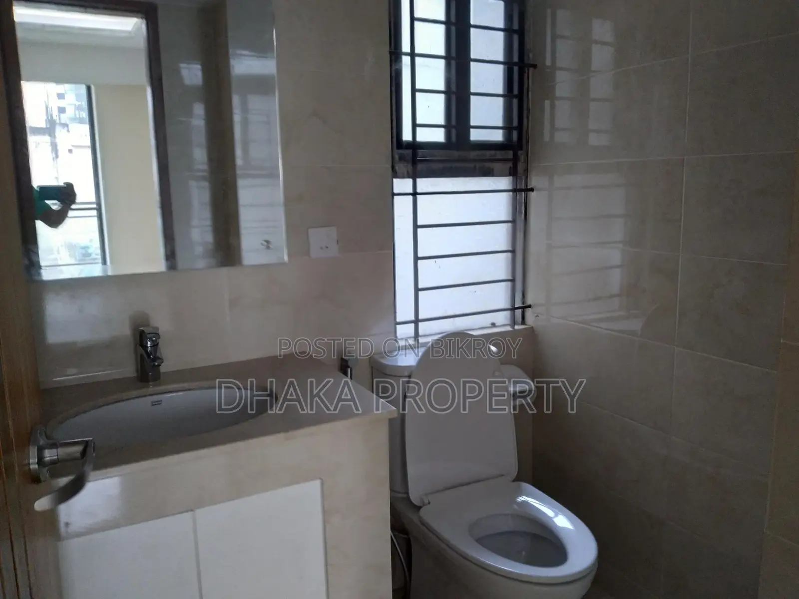 5000SqFt.Gym Swimming Pool Luxurious Brand New Apt.Rent At Gulshan N