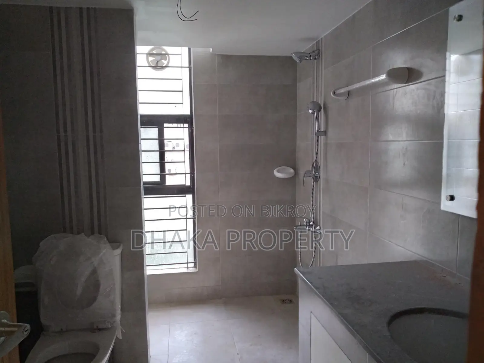 5000SqFt.Gym Swimming Pool Luxurious Brand New Apt.Rent At Gulshan N