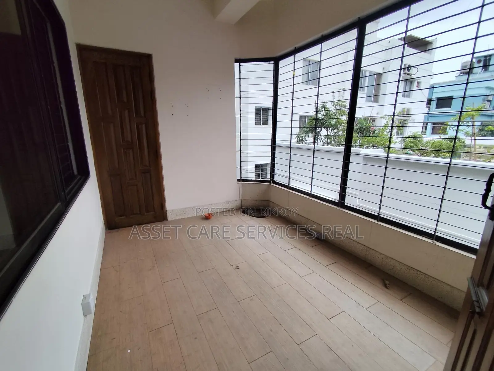 Baridhara DOHS 2850-Sqft Office Space For Rent