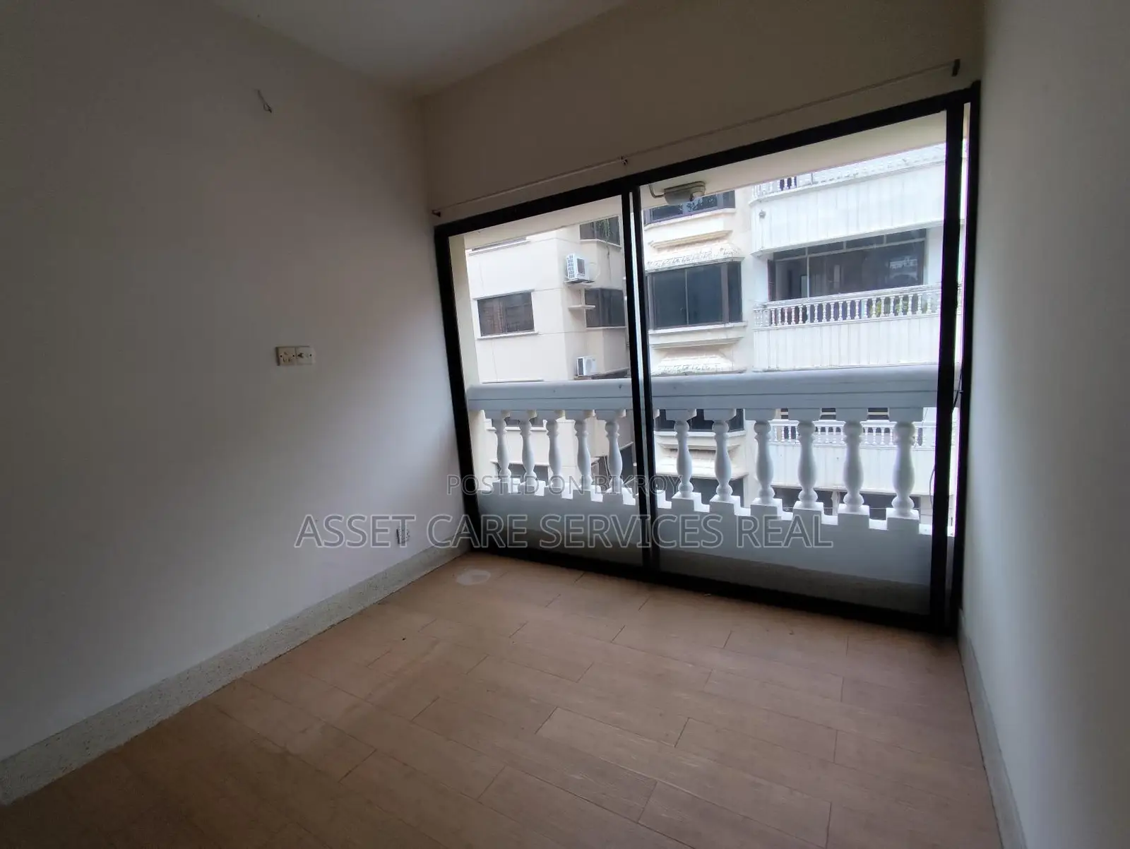 Baridhara DOHS 2850-Sqft Office Space For Rent