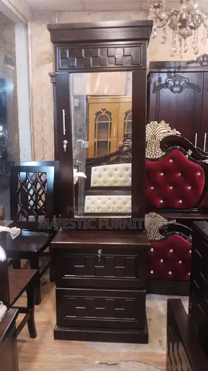 NEW DRESSING TABLE 2 FEET. M # 61