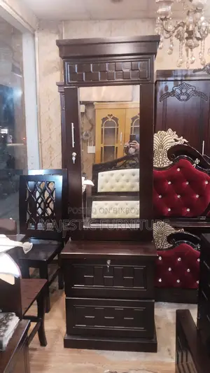 NEW DRESSING TABLE 2 FEET. M # 61