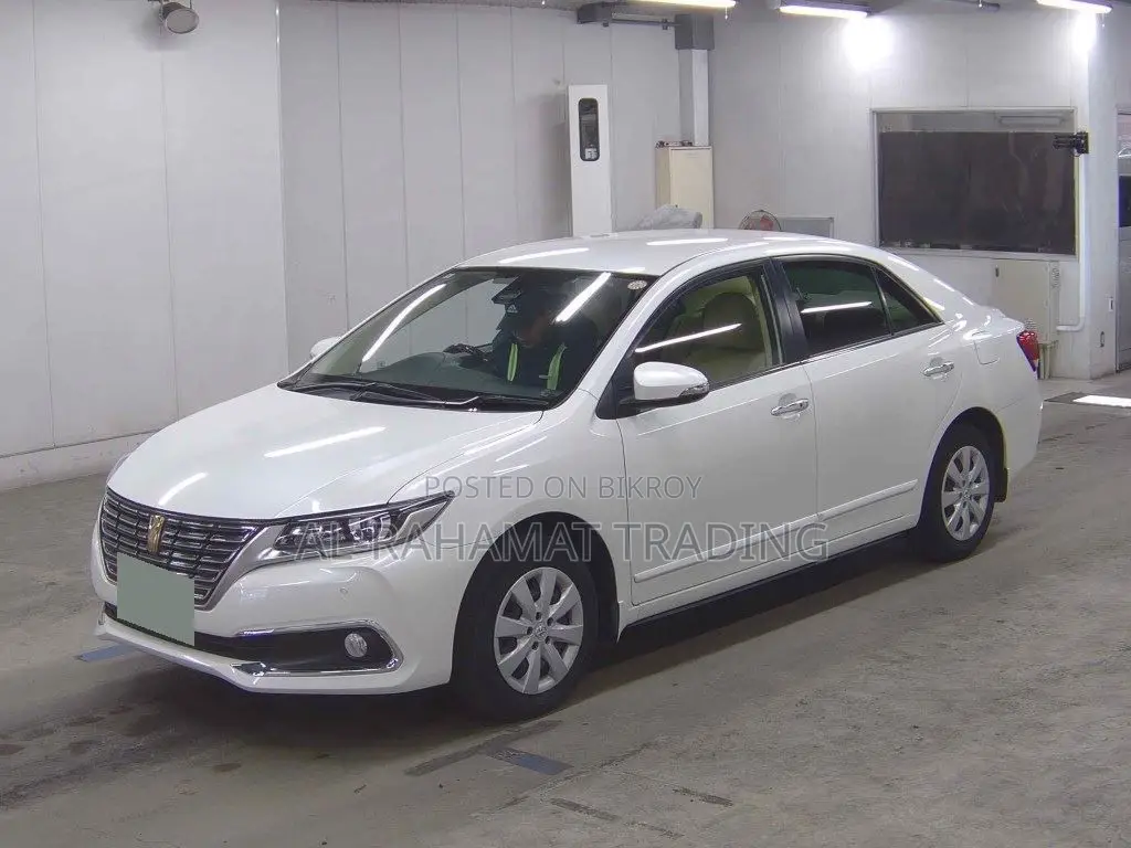 Toyota Premio F-EX PKG PEARL 30K!! 2021