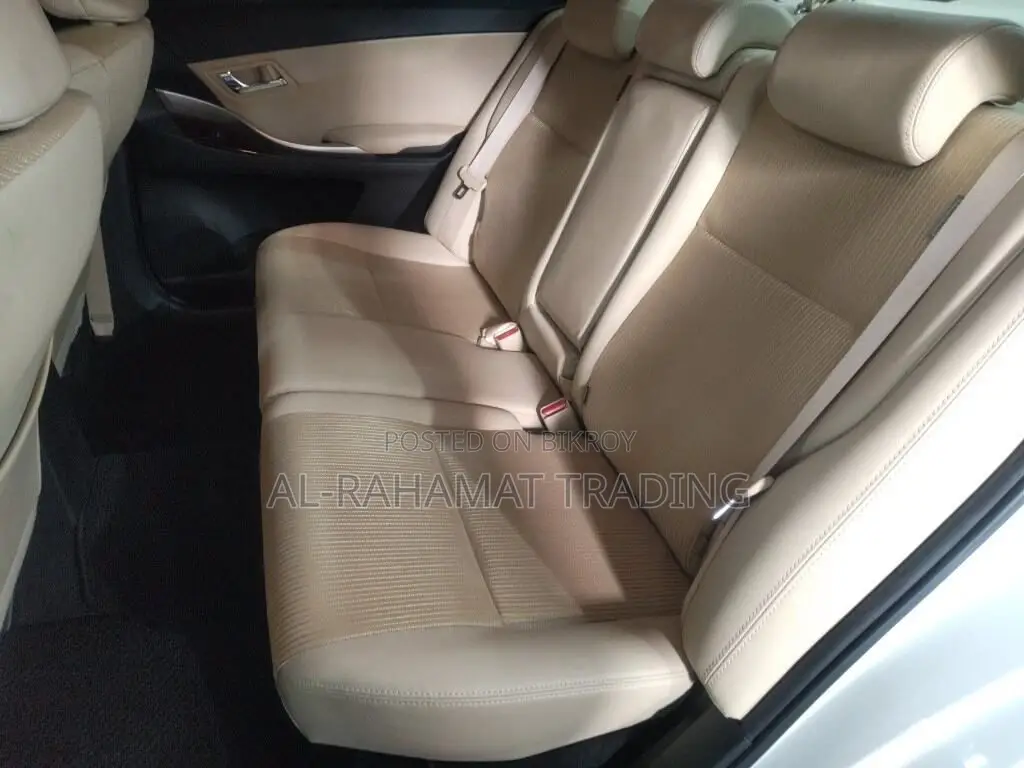 Toyota Premio F-EX PKG PEARL 30K!! 2021