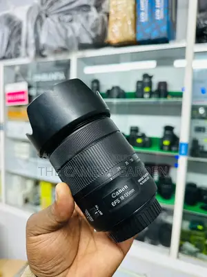 Canon 18-135mm USM Master Lens