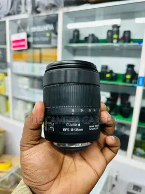 Canon 18-135mm USM Master Lens