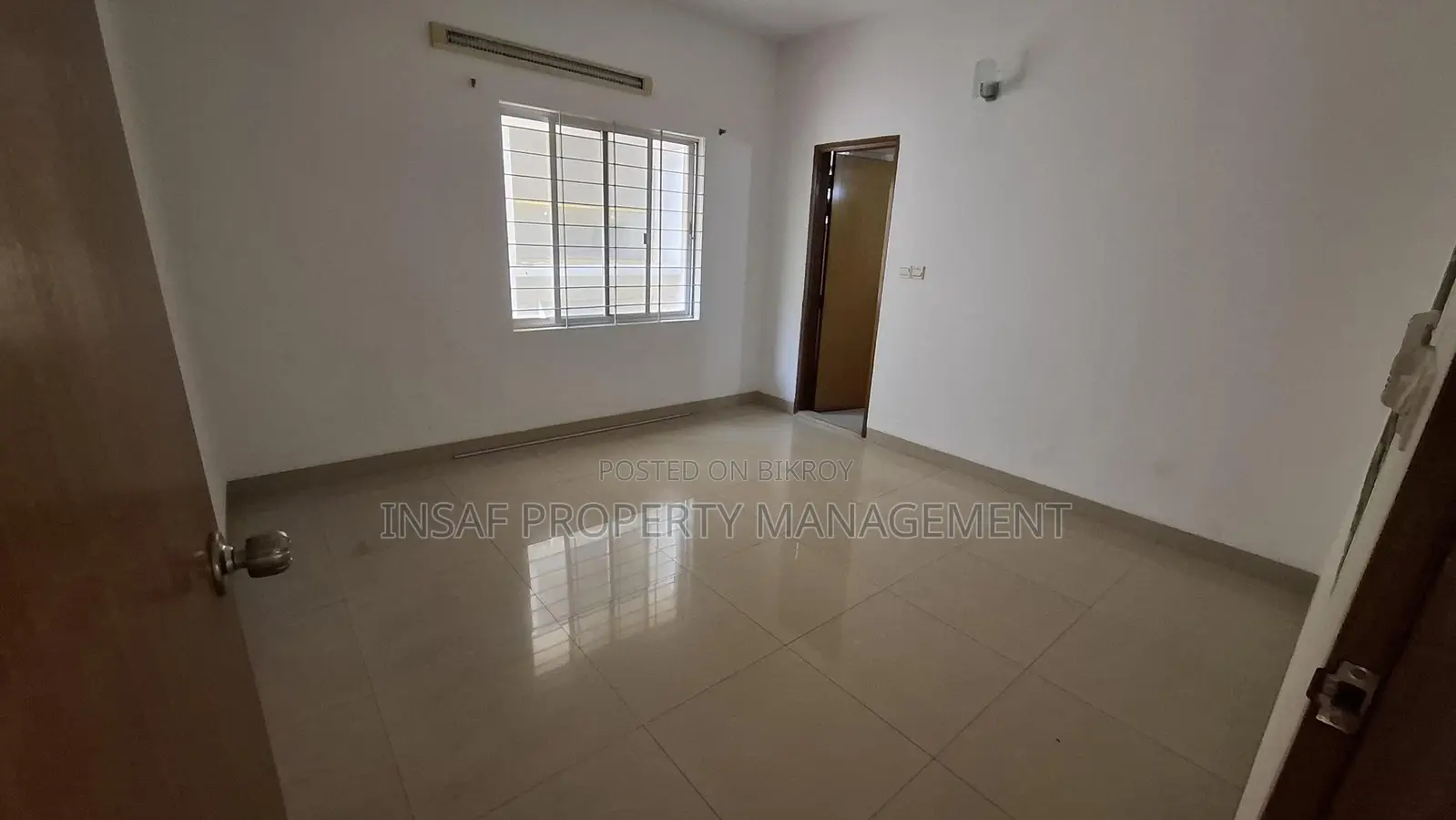 4bdrm Apartment in Gulshan for sale