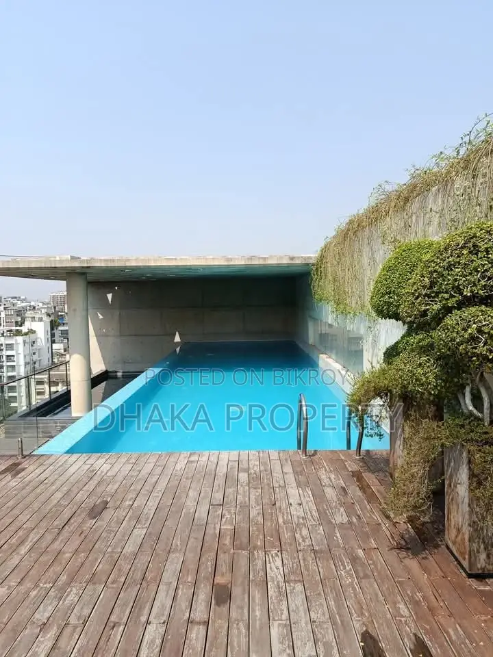 Swimming Pool & Gym Facilities Luxury Apartment Rent in Baridhara