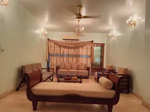 In Gulshan This Apartment Is Up For Rent Which 2660 Sq Ft