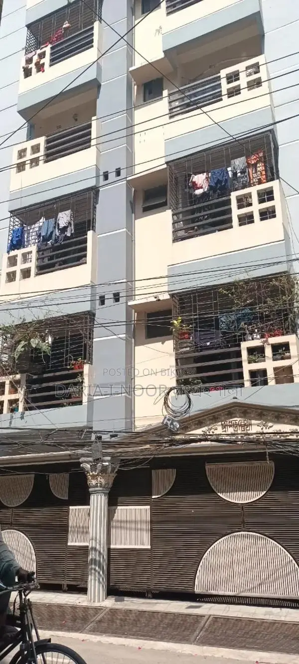 House for sale on 3.5 Katha land in Uttara with an income opportunity of 2.5 Lakhs