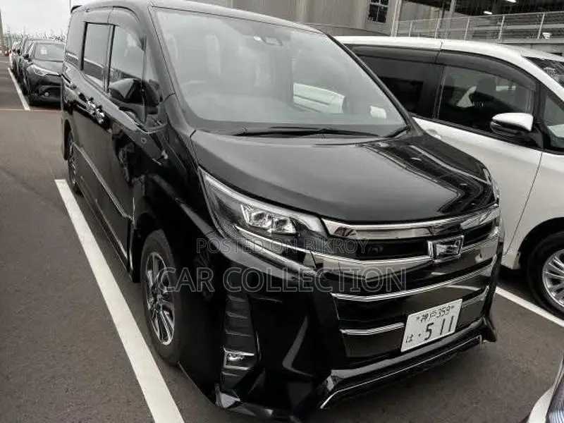 Toyota Noah si wxb non hybrid 2 2020