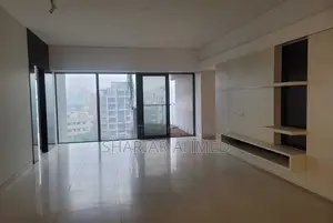 গুলশান-২ এ লেক ভিউসহ জিম ও পুল সুবিধাযুক্ত সেমি-ফার্নিশড ফ্ল্যাট ভাড়ার জন্য