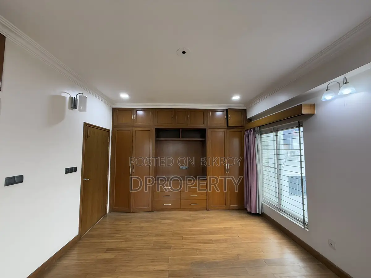 New Independent House for Rent at Nikunjo