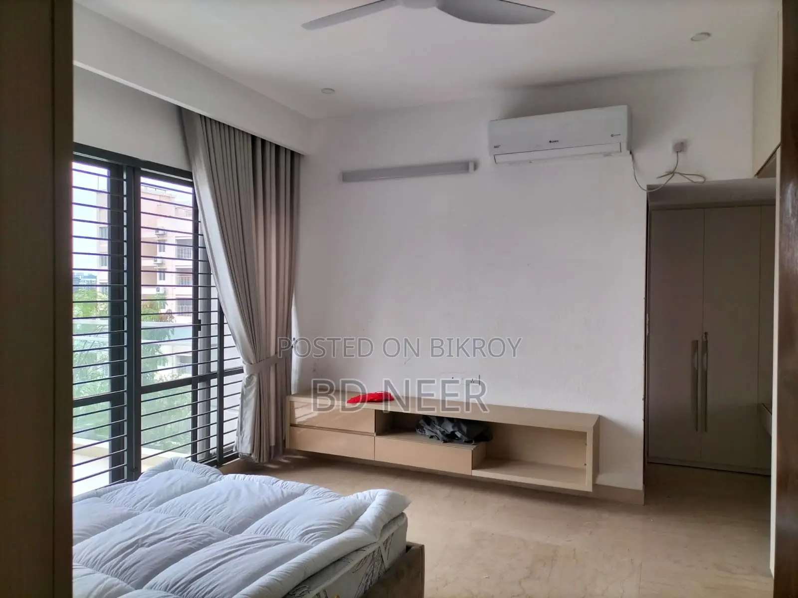 Fully Furnished 4-Bedroom Flat Rent in Baridhara Diplomatic Area