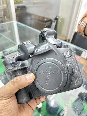 Canon camera offer 💥 Canon 6D body Japan
