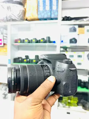 New Year offer Canon 200d with all camera