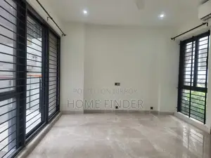 গুলশানে ভাড়ার জন্য একটি চমৎকার বড় অ্যাপার্টমেন্ট