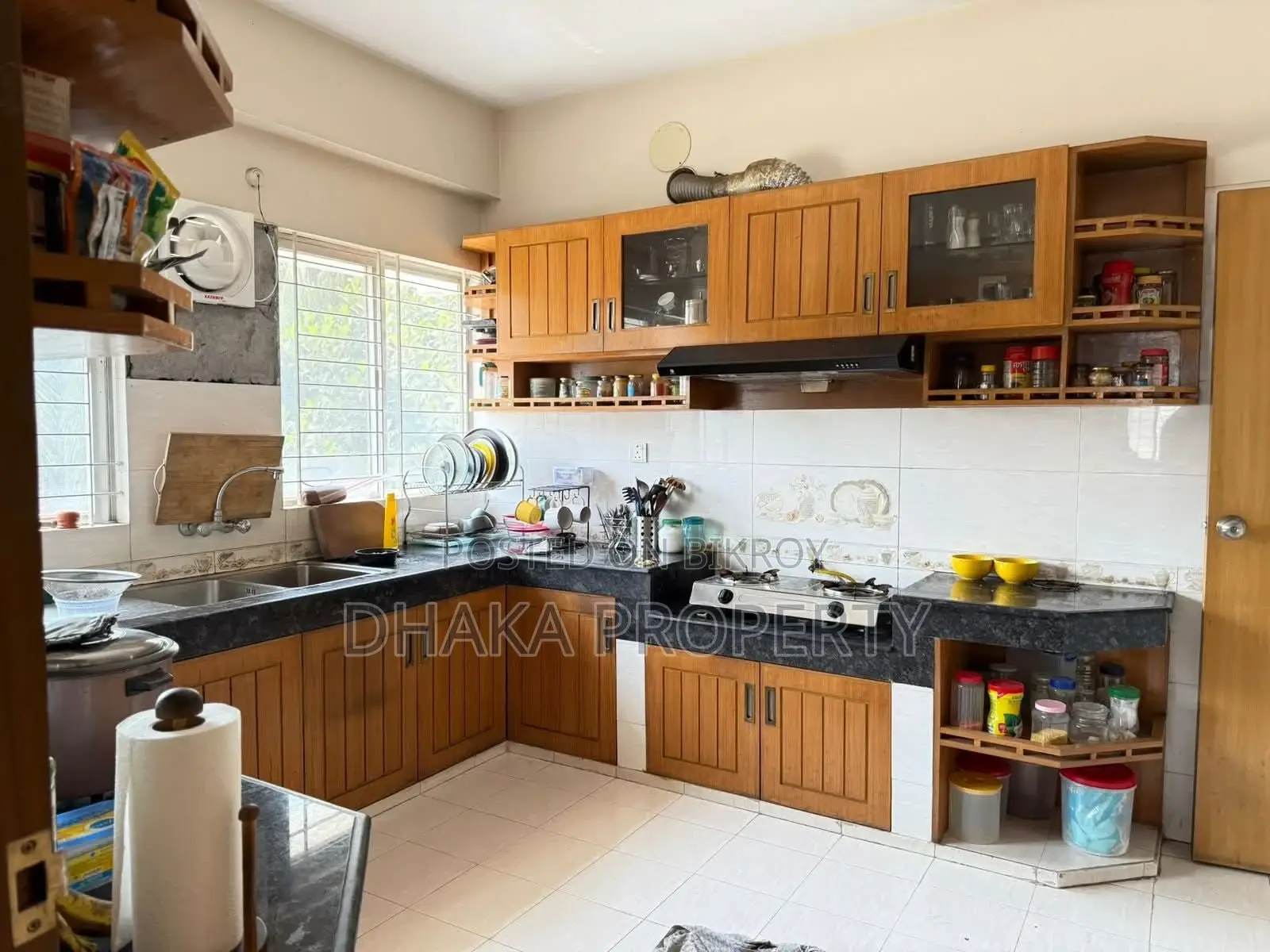 Beautiful Full-Furnished Apartment Rent in Banani