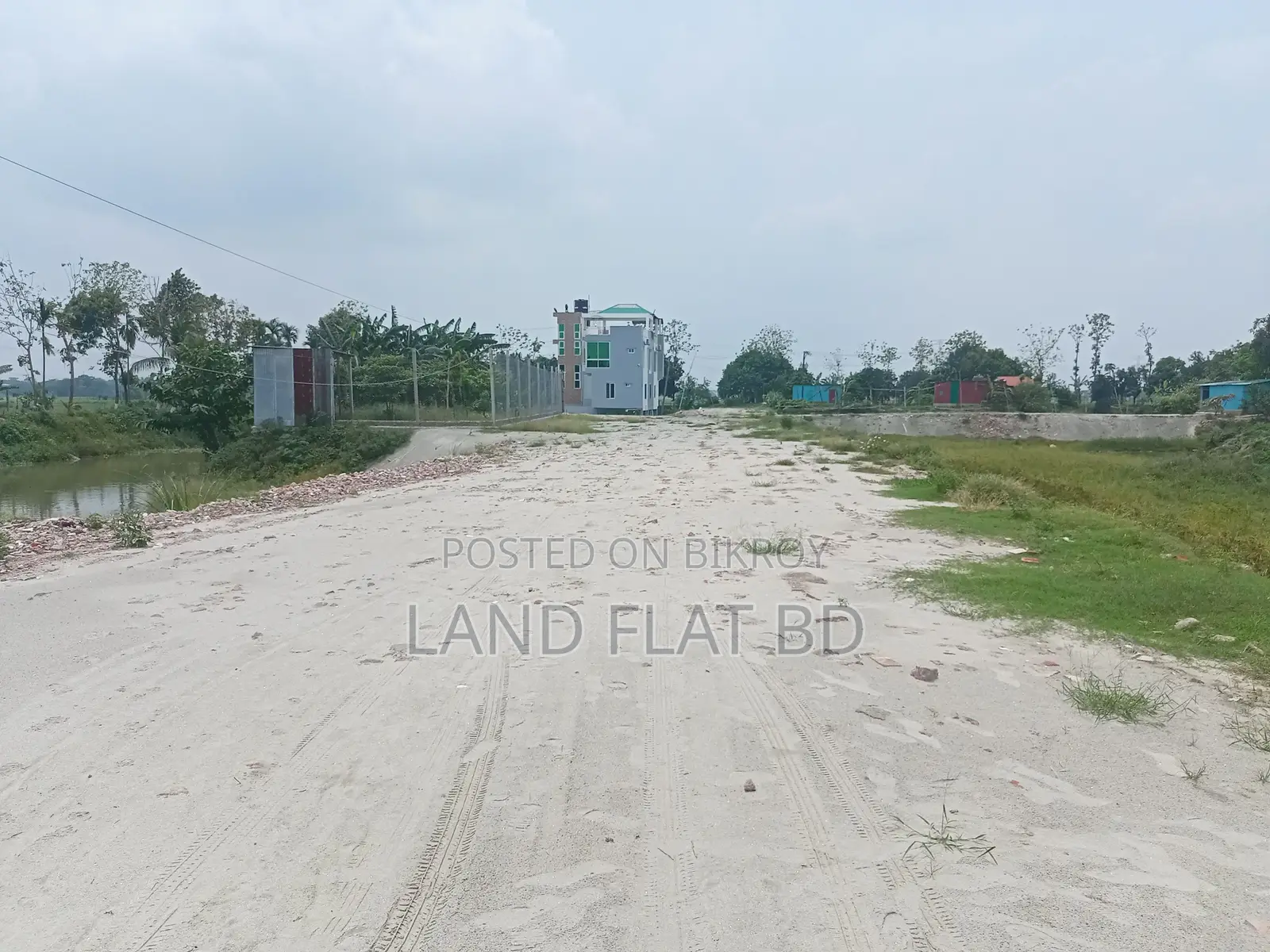 কম দামে,নিট প্লট, বি ব্লকে - ৩/৫/১০ কাঠা জমি বিক্রি করা হইবে