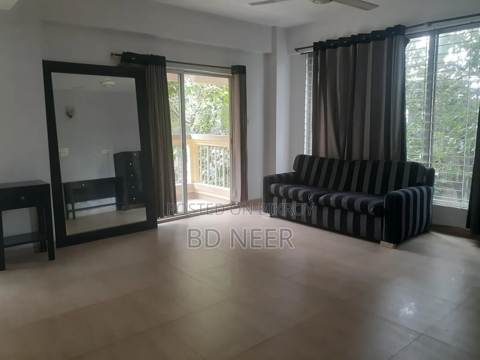 Fully Furnished 3 Bedroom Flat Rent in Banani North