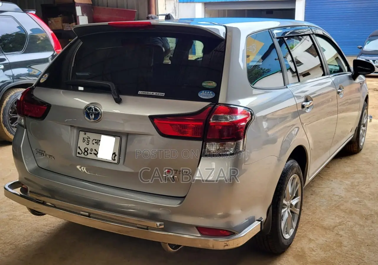 Toyota Fielder X Hid Hybrid 2017