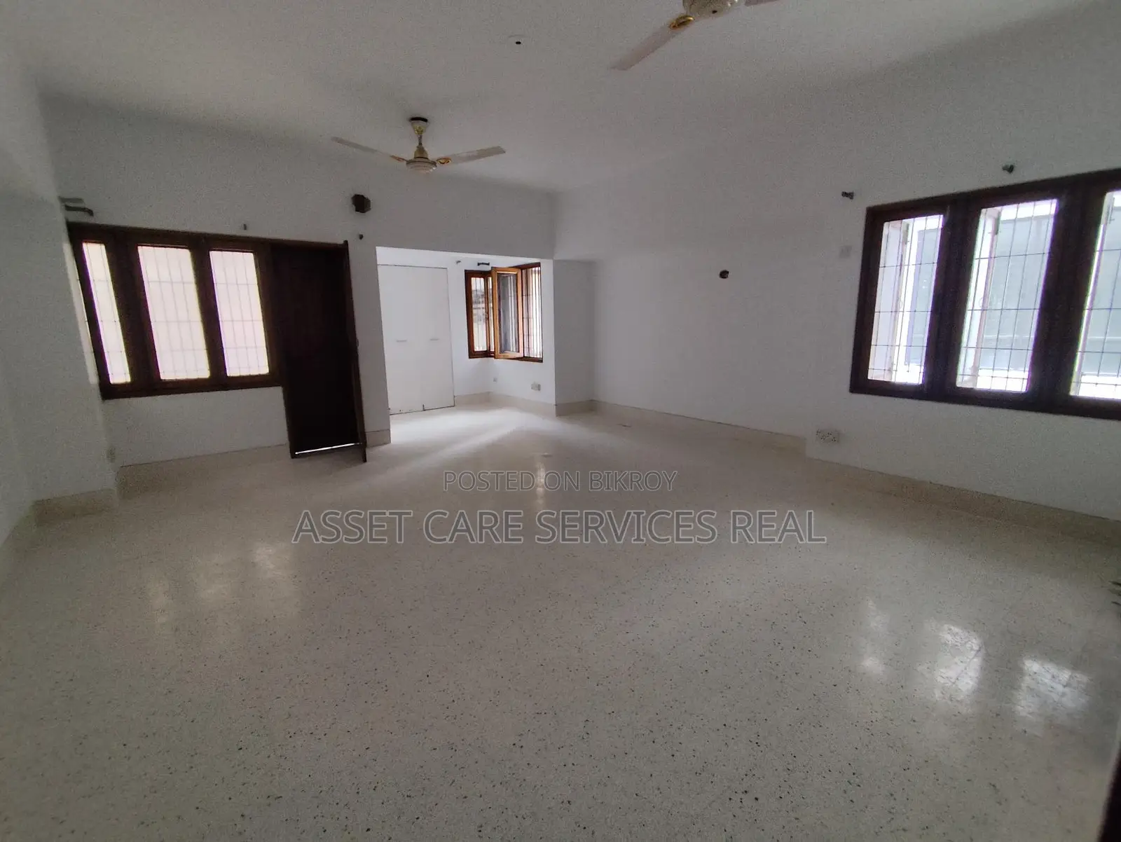 গুলশান-২ এ এক্সক্লুসিভ ইন্ডিপেন্ডেন্ট হাউস 🏡 ভাড়া হবে