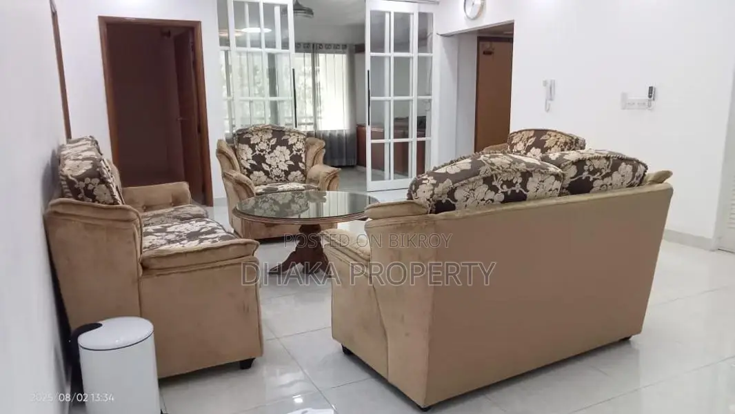 2500SqFt.Semi Furnish Apartment Rent In Gulshan Area