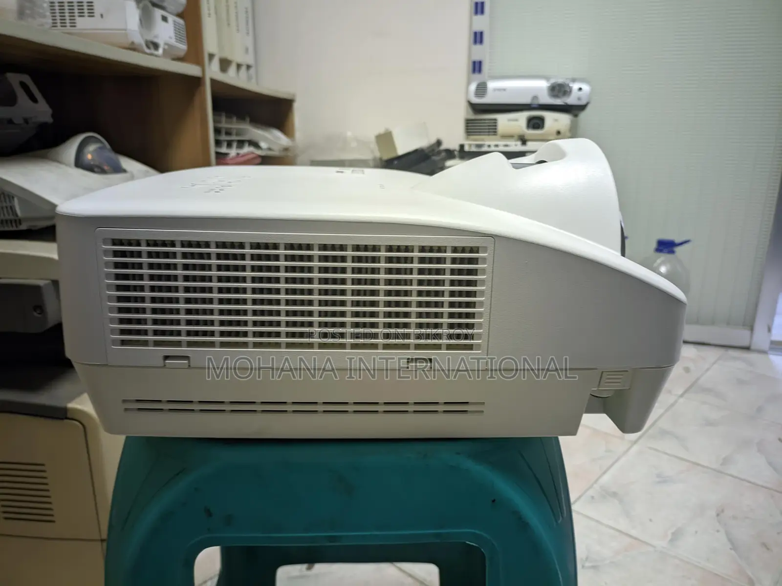 Boxlight Awn335stia 3300 Lumen projector