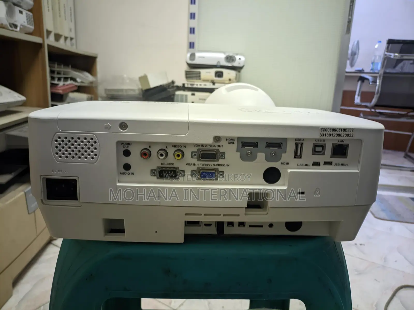 Boxlight Awn335stia 3300 Lumen projector