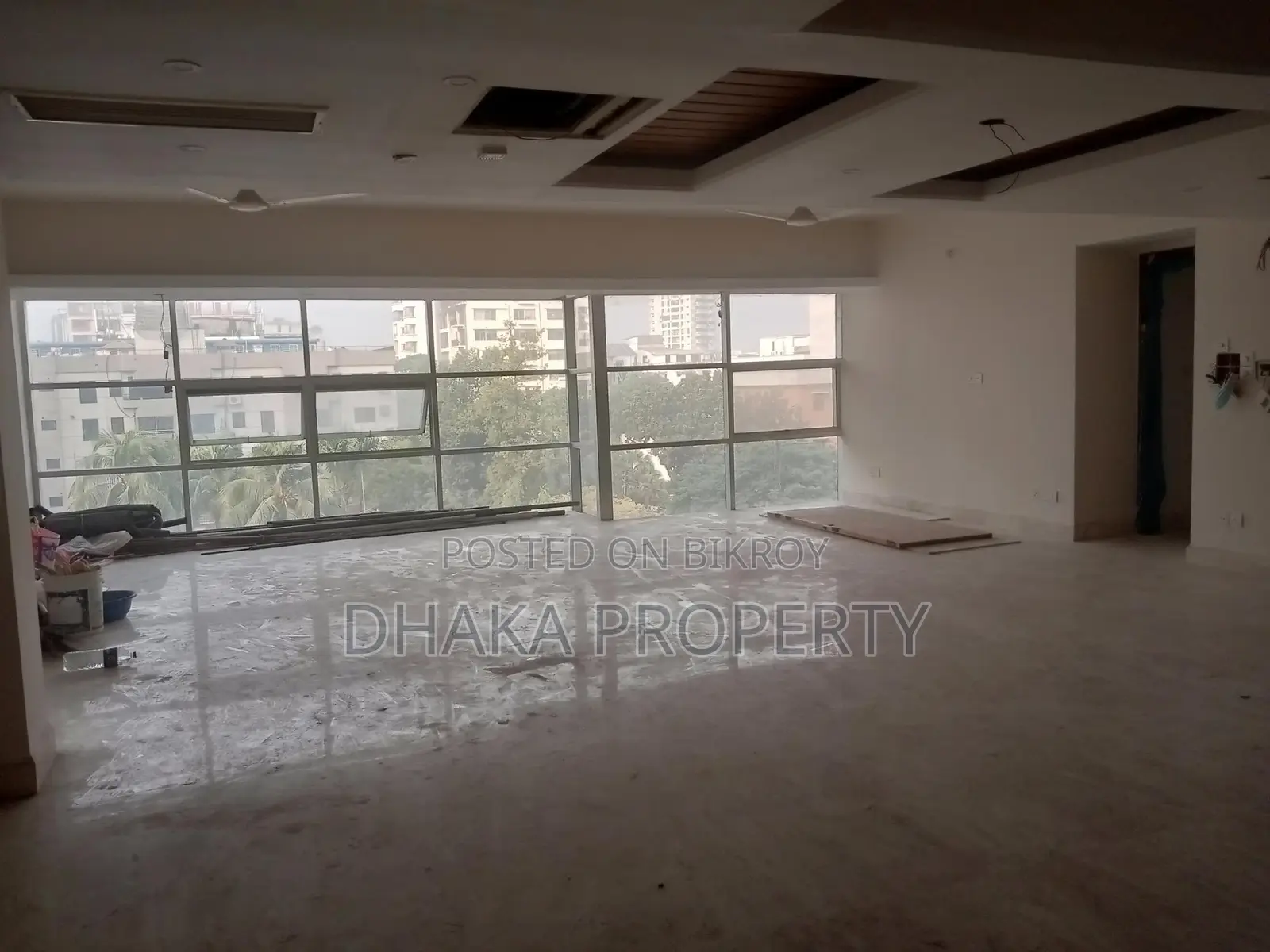 Luxurious Semi Furnished 4 Beded Apartment Rent in Gulshan